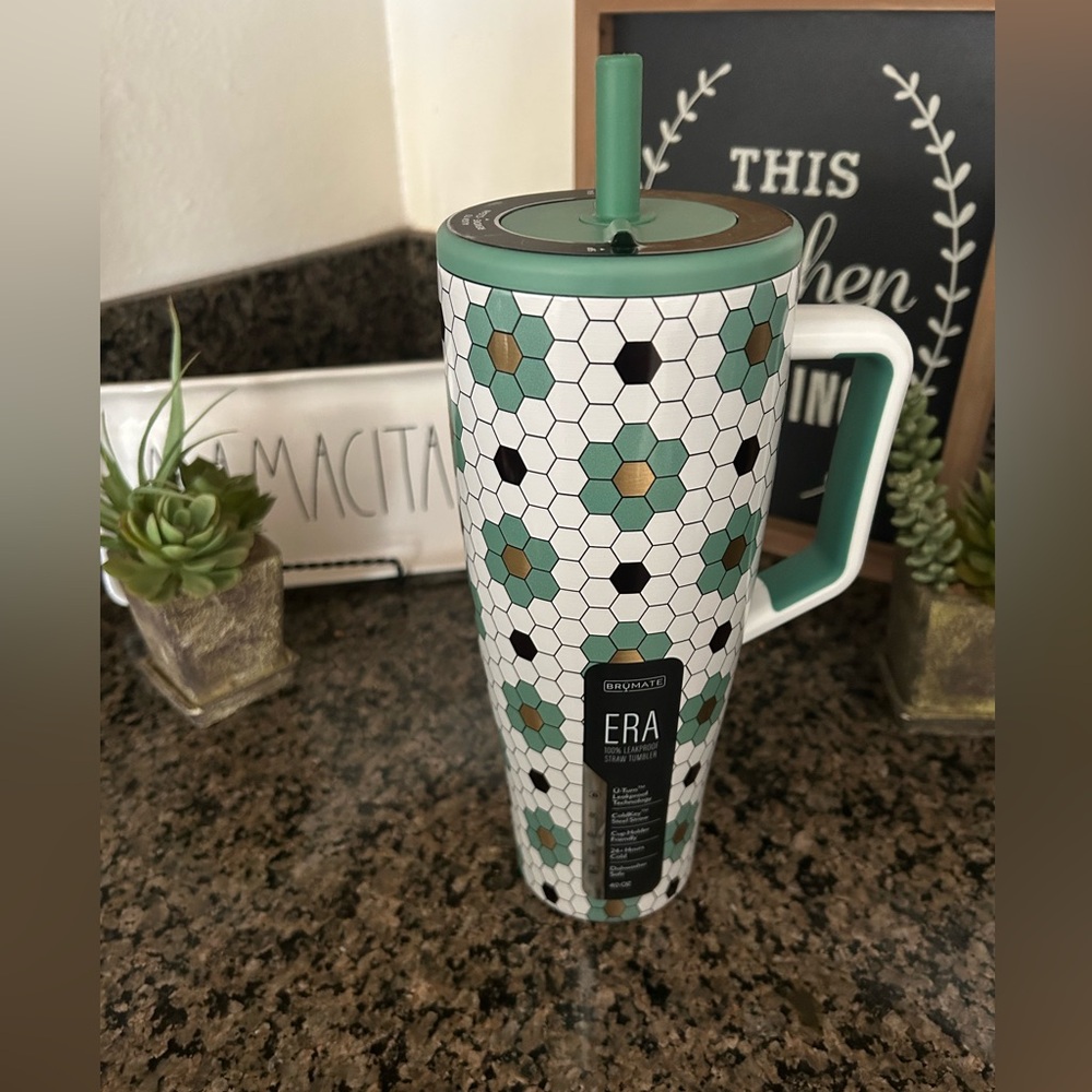 FLAWLESS BRUMATE ANTHROPOLOGIE EXCLUSIVE GREEN GROUND 40 oz ERA